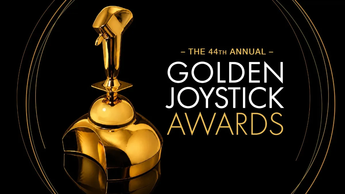 El trofeo dorado con forma de joystick junto al logotipo de la 44.ª edición de los Golden Joystick Awards sobre fondo negro.